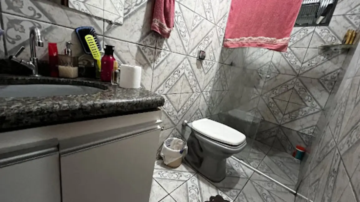 Casa com 3 quartos à venda, 250m2 em Jardim Arco Verde, Anapolis - GO - imagem 9 Foto 9 de Casa com 3 quartos à venda, 250m2 em Jardim Arco Verde, Anapolis - GO