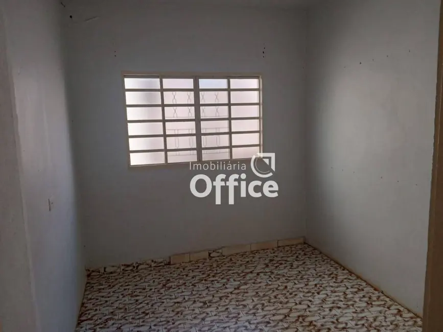 Casa com 3 quartos à venda, 360m2 em Maracanã, Anapolis - GO - imagem 6 Foto 6 de Casa com 3 quartos à venda, 360m2 em Maracanã, Anapolis - GO