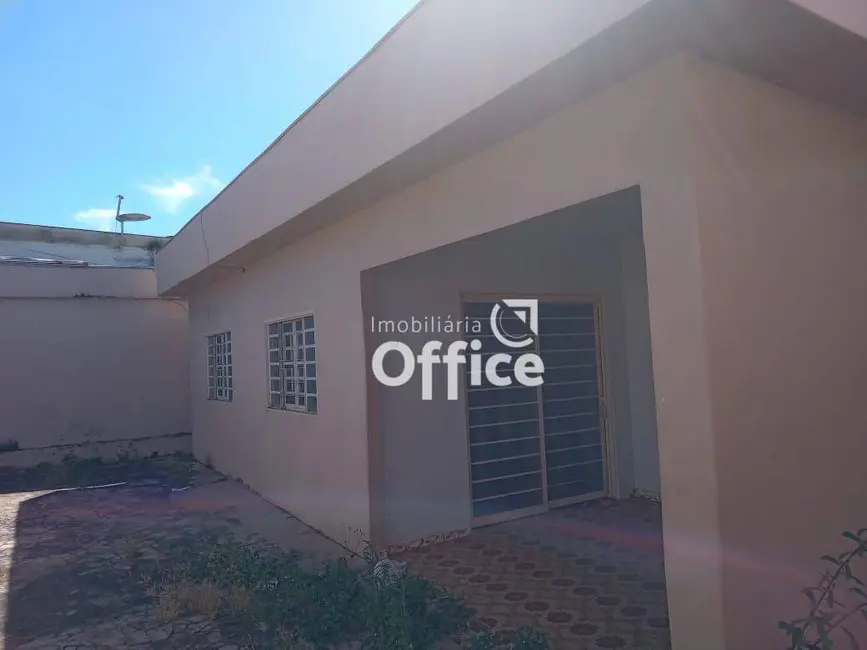 Casa com 3 quartos à venda, 360m2 em Maracanã, Anapolis - GO - imagem 5 Foto 5 de Casa com 3 quartos à venda, 360m2 em Maracanã, Anapolis - GO