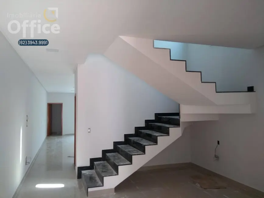 Foto 1 de Sobrado com 3 quartos para alugar, 150m2 em Anapolis - GO