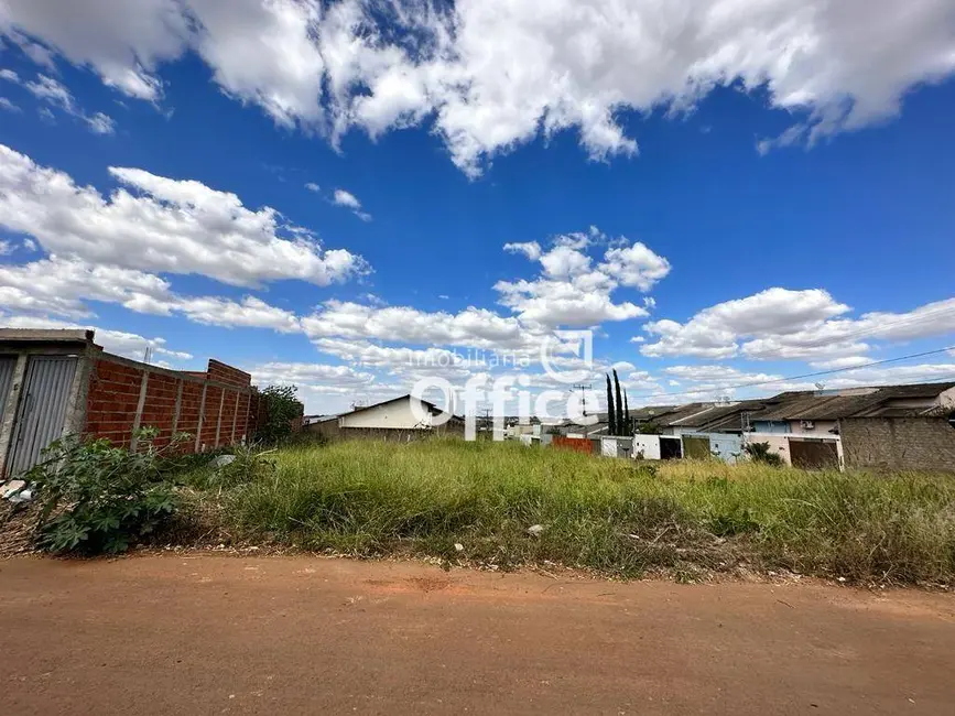 Foto 5 de Terreno / Lote à venda, 731m2 em Residencial Flor do Cerrado, Anapolis - GO