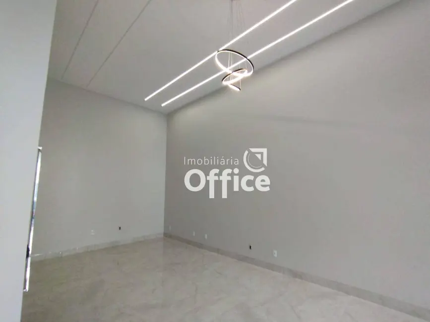 Casa com 3 quartos à venda, 300m2 em Jardim Ana Paula, Anapolis - GO - imagem 3 Foto 3 de Casa com 3 quartos à venda, 300m2 em Jardim Ana Paula, Anapolis - GO