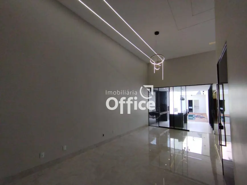 Casa com 3 quartos à venda, 300m2 em Jardim Ana Paula, Anapolis - GO - imagem 4 Foto 4 de Casa com 3 quartos à venda, 300m2 em Jardim Ana Paula, Anapolis - GO