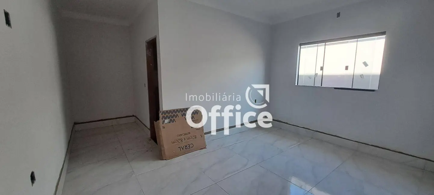 Casa com 3 quartos à venda, 150m2 em Residencial Flor do Cerrado, Anapolis - GO - imagem 5 Foto 5 de Casa com 3 quartos à venda, 150m2 em Residencial Flor do Cerrado, Anapolis - GO