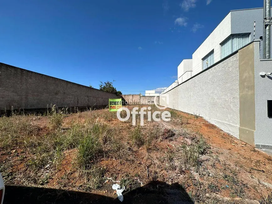 Foto 2 de Terreno / Lote à venda, 360m2 em Anápolis City, Anapolis - GO