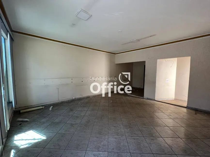 Foto 5 de Sala Comercial para alugar, 380m2 em Jundiaí, Anapolis - GO