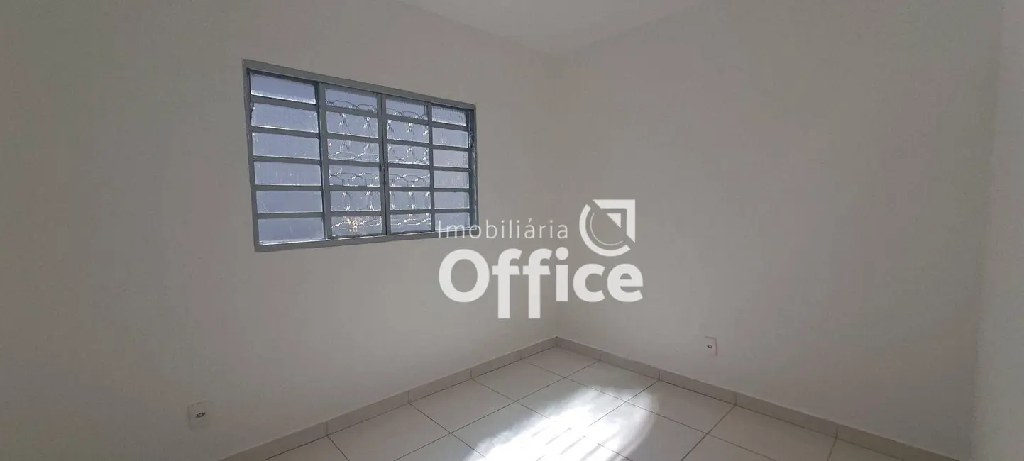 Foto 8 de Casa com 4 quartos à venda, 300m2 em Residencial Araguaia, Anapolis - GO