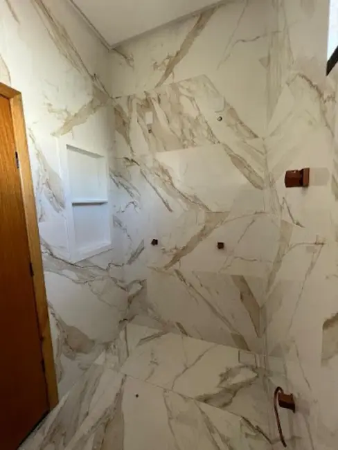 Foto 8 de Casa com 3 quartos à venda, 260m2 em Jardim Itália, Anapolis - GO