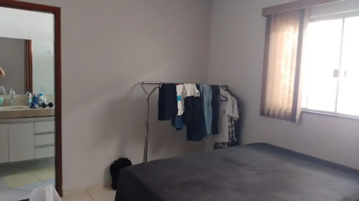 Foto 3 de Casa com 4 quartos à venda, 462m2 em Anápolis City, Anapolis - GO