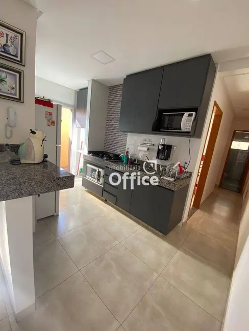 Foto 2 de Apartamento com 2 quartos à venda, 120m2 em Residencial Cerejeiras, Anapolis - GO