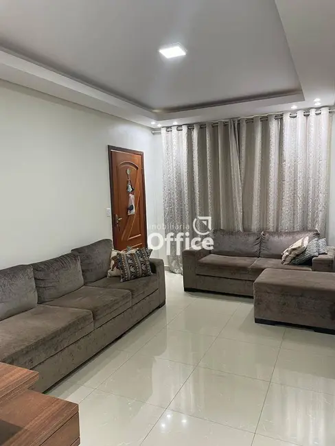 Foto 9 de Casa com 3 quartos à venda, 300m2 em Boa Vista, Anapolis - GO