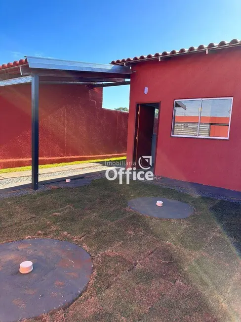 Foto 2 de Casa com 2 quartos à venda, 150m2 em Anapolis - GO