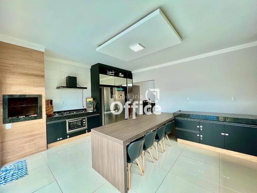 Foto 5 de Casa com 3 quartos à venda, 396m2 em Residencial Vale do Sol, Anapolis - GO