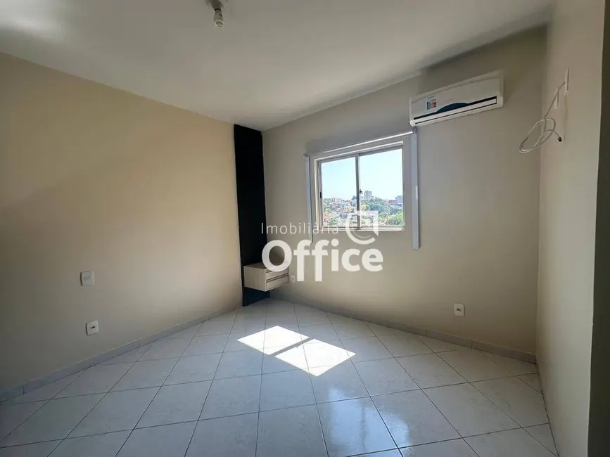 Foto 6 de Apartamento com 2 quartos à venda, 55m2 em Vila Góis, Anapolis - GO