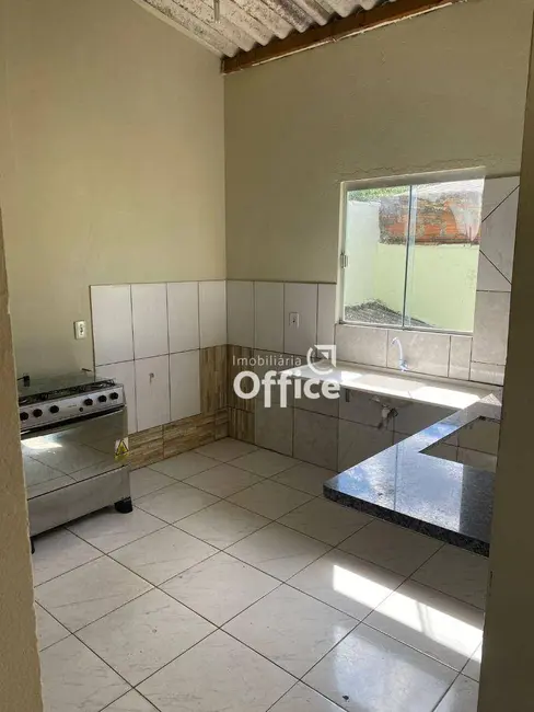Casa com 2 quartos à venda, 200m2 em Adriana Parque, Anapolis - GO - imagem 3 Foto 3 de Casa com 2 quartos à venda, 200m2 em Adriana Parque, Anapolis - GO