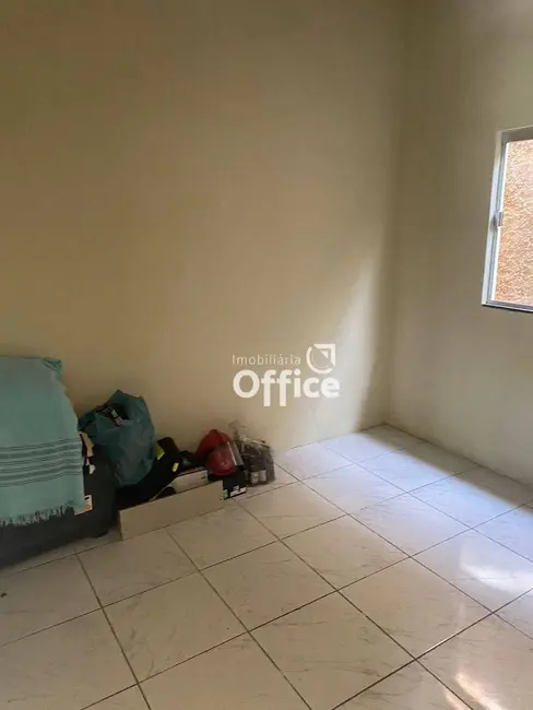 Casa com 2 quartos à venda, 200m2 em Adriana Parque, Anapolis - GO - imagem 4 Foto 4 de Casa com 2 quartos à venda, 200m2 em Adriana Parque, Anapolis - GO