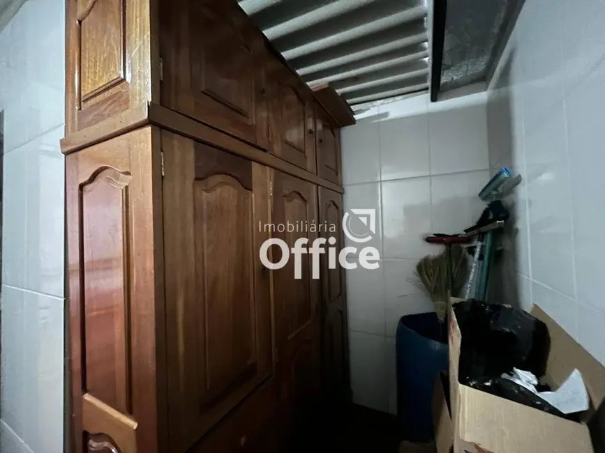 Casa com 2 quartos à venda, 200m2 em Jardim Itália, Anapolis - GO - imagem 9 Foto 9 de Casa com 2 quartos à venda, 200m2 em Jardim Itália, Anapolis - GO