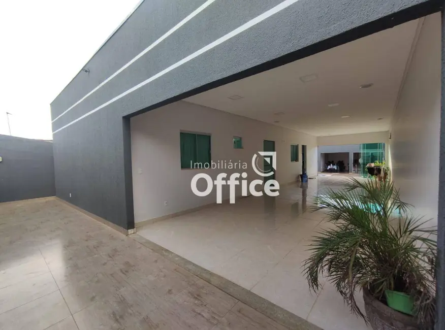 Foto 1 de Casa com 3 quartos à venda, 360m2 em Gran Ville, Anapolis - GO