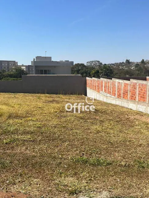 Foto 1 de Terreno / Lote à venda, 559m2 em Condomínio Vale dos Pássaros, Anapolis - GO