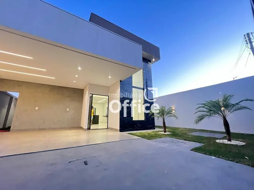 Foto 1 de Casa com 3 quartos à venda, 310m2 em Residencial Centenário, Anapolis - GO