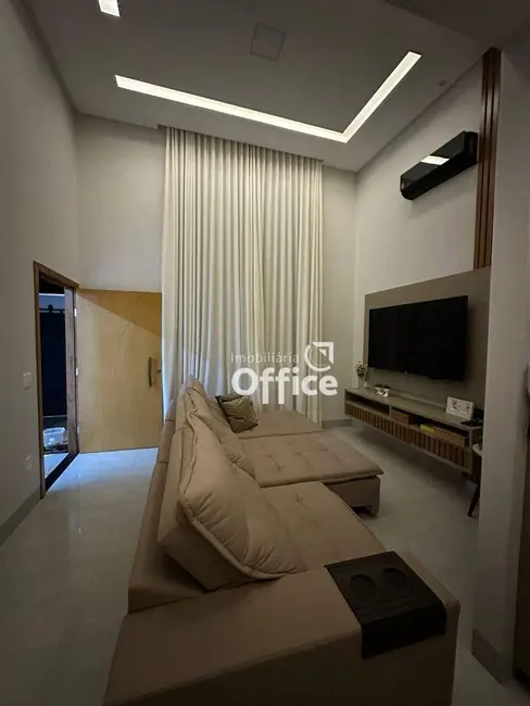 Foto 2 de Casa com 3 quartos à venda, 200m2 em Residencial Flor do Cerrado, Anapolis - GO