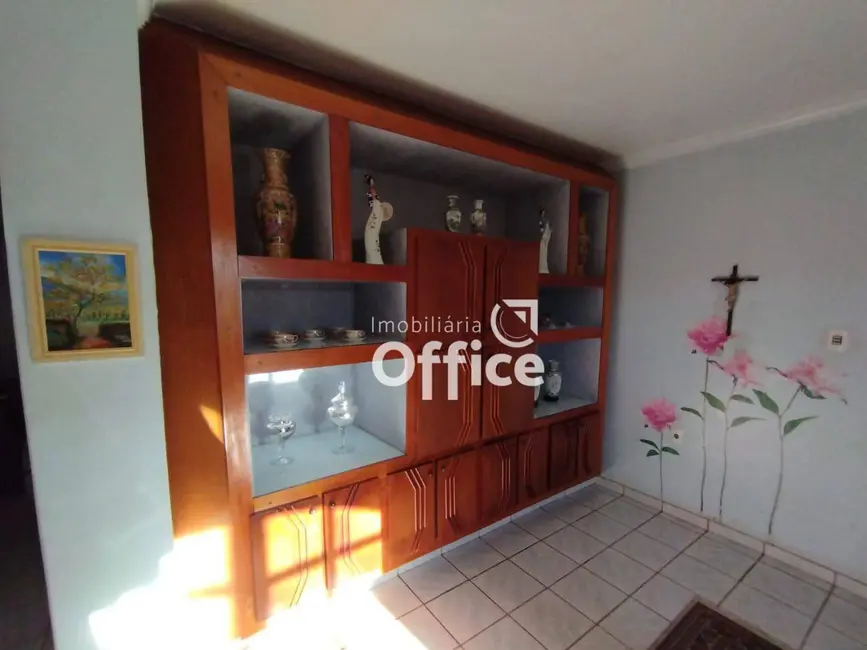Casa com 3 quartos à venda, 350m2 em Vila Santa Maria de Nazareth, Anapolis - GO - imagem 7 Foto 7 de Casa com 3 quartos à venda, 350m2 em Vila Santa Maria de Nazareth, Anapolis - GO
