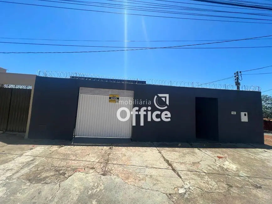 Foto 2 de Casa com 3 quartos para alugar, 360m2 em Santo André, Anapolis - GO
