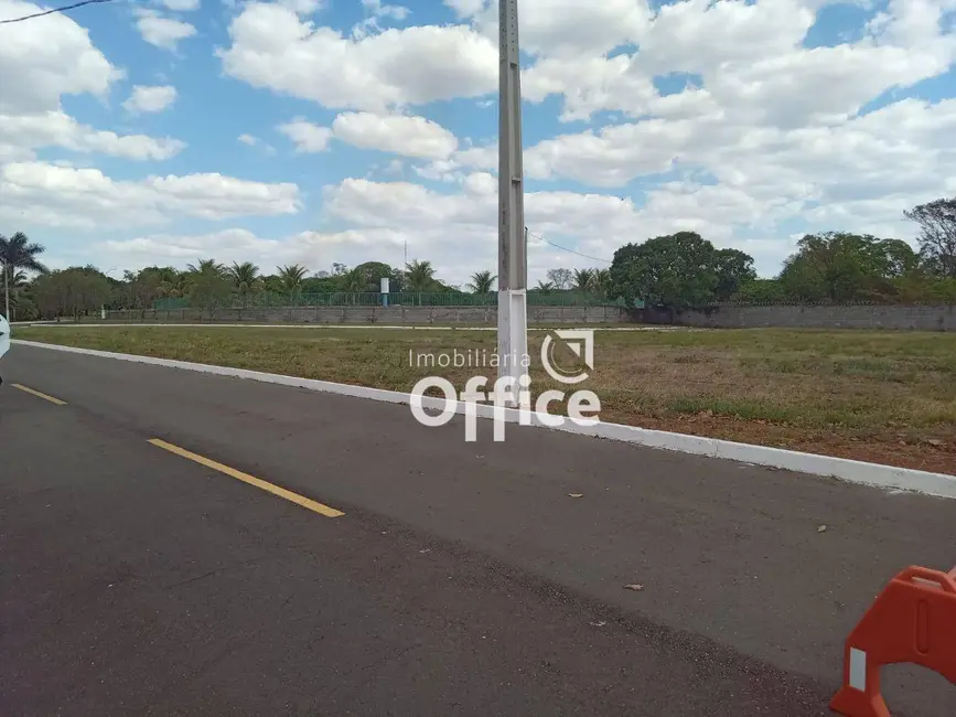 Foto 1 de Terreno / Lote à venda, 2000m2 em Jardim Santa Cecília, Anapolis - GO