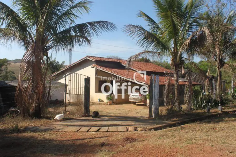Foto 1 de Chácara com 4 quartos à venda, 50000m2 em Vila Jaiara, Anapolis - GO