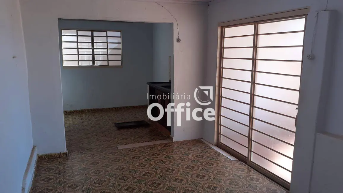 Foto 9 de Casa com 5 quartos à venda, 375m2 em Maracananzinho, Anapolis - GO