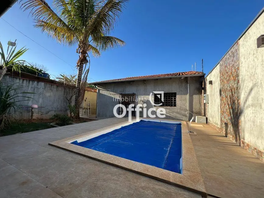 Foto 6 de Casa com 3 quartos à venda, 300m2 em Parque Residencial das Flores, Anapolis - GO