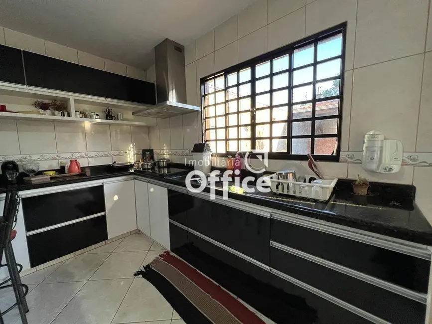 Foto 7 de Casa com 3 quartos à venda, 300m2 em Parque Residencial das Flores, Anapolis - GO