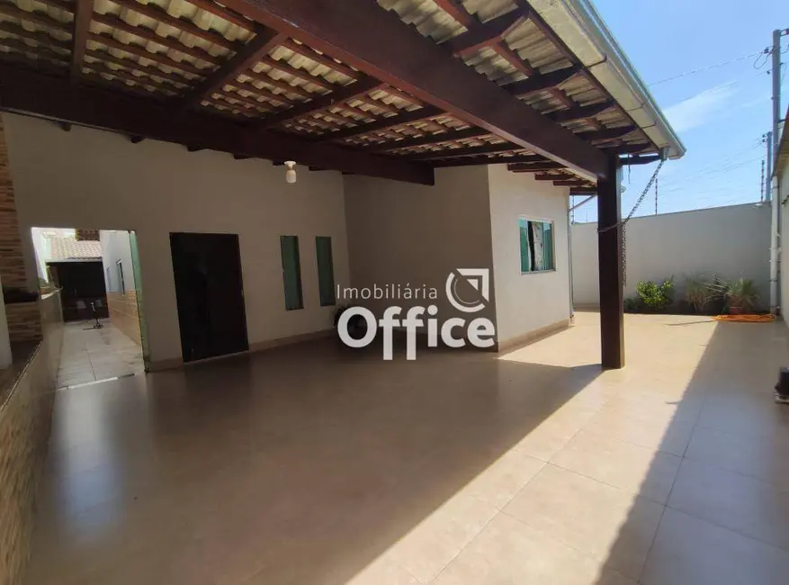 Casa com 3 quartos à venda, 300m2 em Residencial Morumbi, Anapolis - GO - imagem 2 Foto 2 de Casa com 3 quartos à venda, 300m2 em Residencial Morumbi, Anapolis - GO