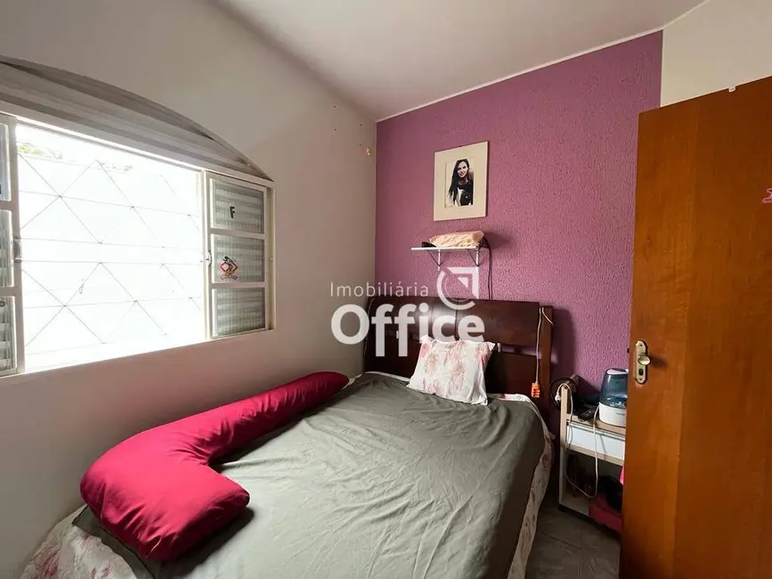 Casa com 3 quartos à venda, 300m2 em Jardim Ana Paula, Anapolis - GO - imagem 7 Foto 7 de Casa com 3 quartos à venda, 300m2 em Jardim Ana Paula, Anapolis - GO