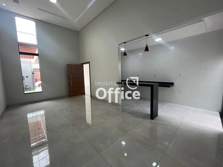 Foto 2 de Casa com 3 quartos à venda, 210m2 em São João, Anapolis - GO