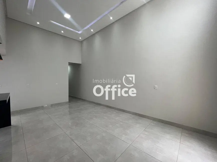 Foto 3 de Casa com 3 quartos à venda, 210m2 em São João, Anapolis - GO