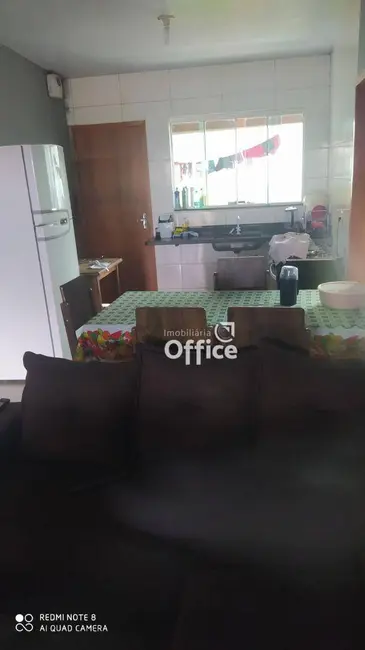 Casa com 3 quartos à venda, 200m2 em Residencial Cidade Industrial, Anapolis - GO - imagem 4 Foto 4 de Casa com 3 quartos à venda, 200m2 em Residencial Cidade Industrial, Anapolis - GO