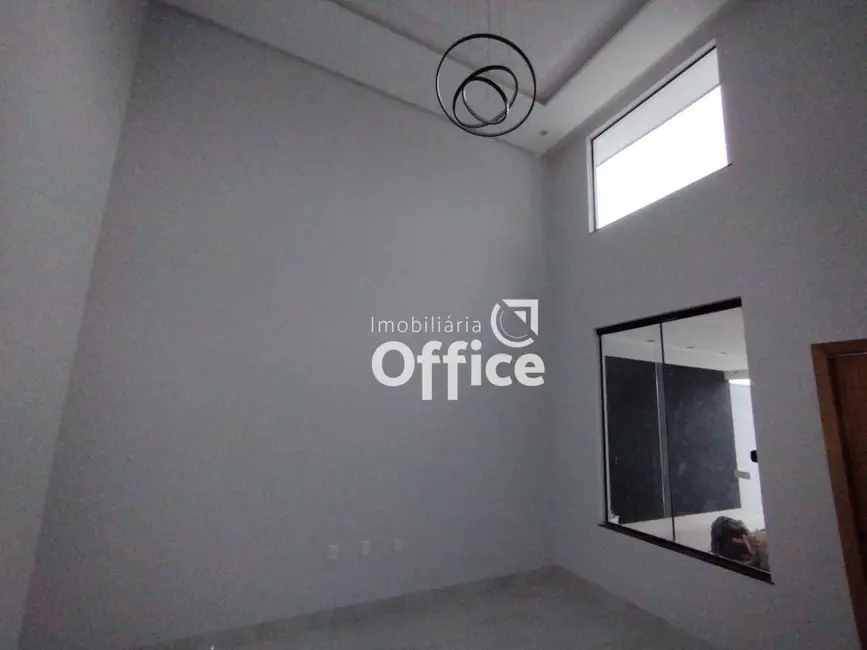 Casa com 3 quartos à venda, 215m2 em Residencial Tangará, Anapolis - GO - imagem 5 Foto 5 de Casa com 3 quartos à venda, 215m2 em Residencial Tangará, Anapolis - GO