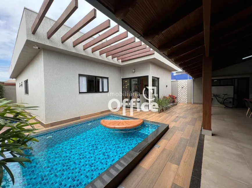 Foto 1 de Casa com 3 quartos à venda, 300m2 em Residencial Rio Jordão, Anapolis - GO