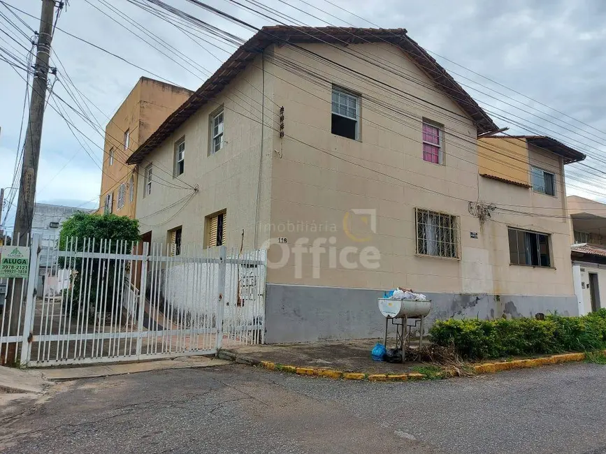 Foto 1 de Kitnet com 1 quarto para alugar, 50m2 em Jundiaí, Anapolis - GO