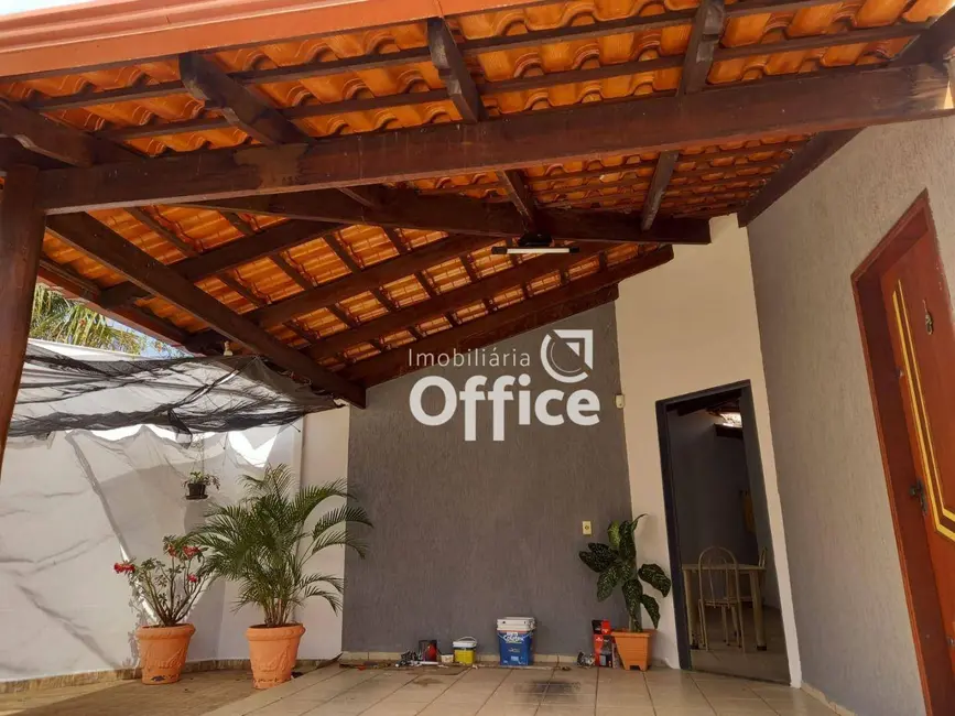 Foto 1 de Casa com 3 quartos à venda, 212m2 em Batista, Anapolis - GO