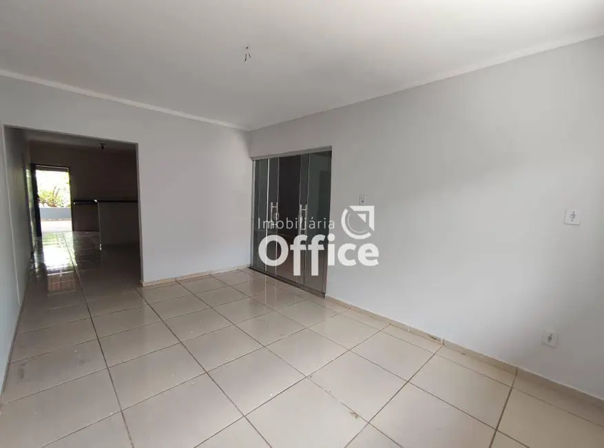 Casa com 3 quartos à venda, 360m2 em Residencial Flamboyant, Anapolis - GO - imagem 5 Foto 5 de Casa com 3 quartos à venda, 360m2 em Residencial Flamboyant, Anapolis - GO