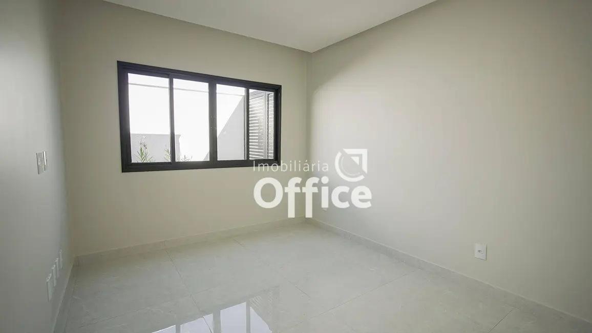 Foto 4 de Casa de Condomínio com 4 quartos à venda, 491m2 em Condomínio Residencial Grand Trianon, Anapolis - GO