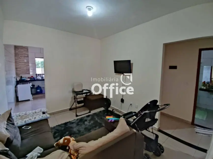 Foto 7 de Casa com 2 quartos à venda, 100m2 em Sítio de Recreio Jardim Boa Vista, Anapolis - GO