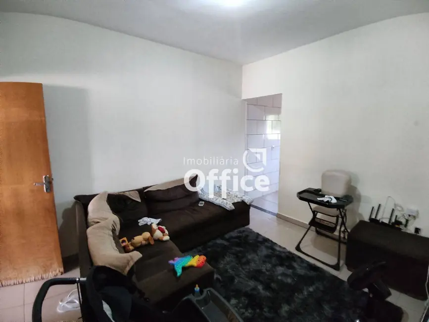 Foto 6 de Casa com 2 quartos à venda, 100m2 em Sítio de Recreio Jardim Boa Vista, Anapolis - GO
