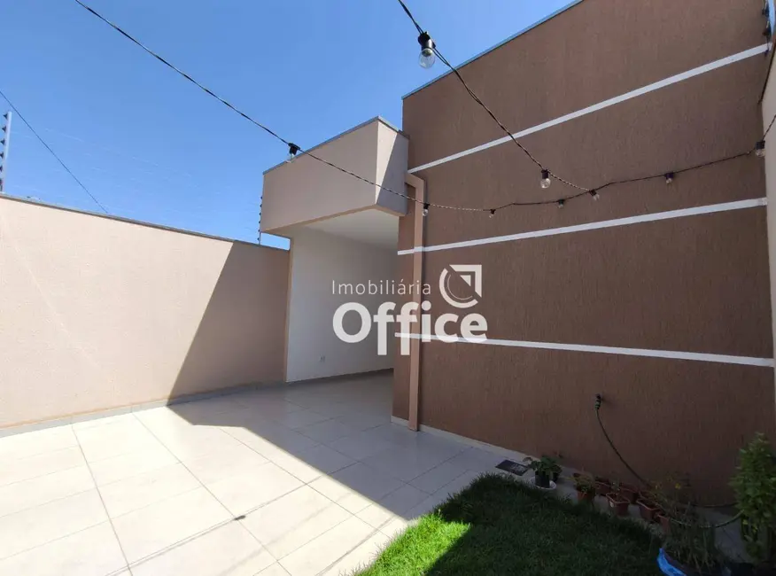 Foto 2 de Casa com 3 quartos à venda, 150m2 em Residencial Geovanni Braga, Anapolis - GO