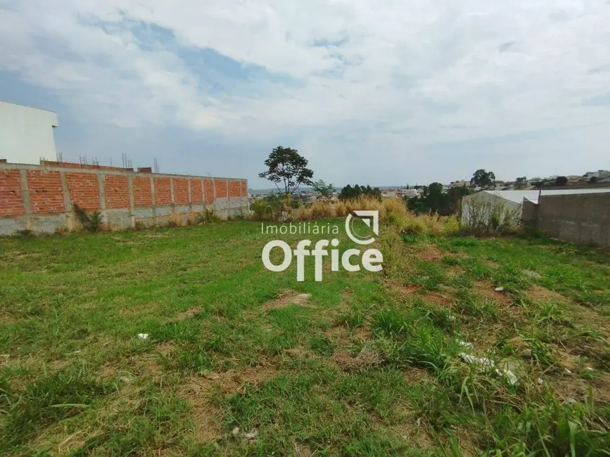 Foto 1 de Terreno / Lote à venda, 300m2 em Setor Sul Jamil Miguel, Anapolis - GO