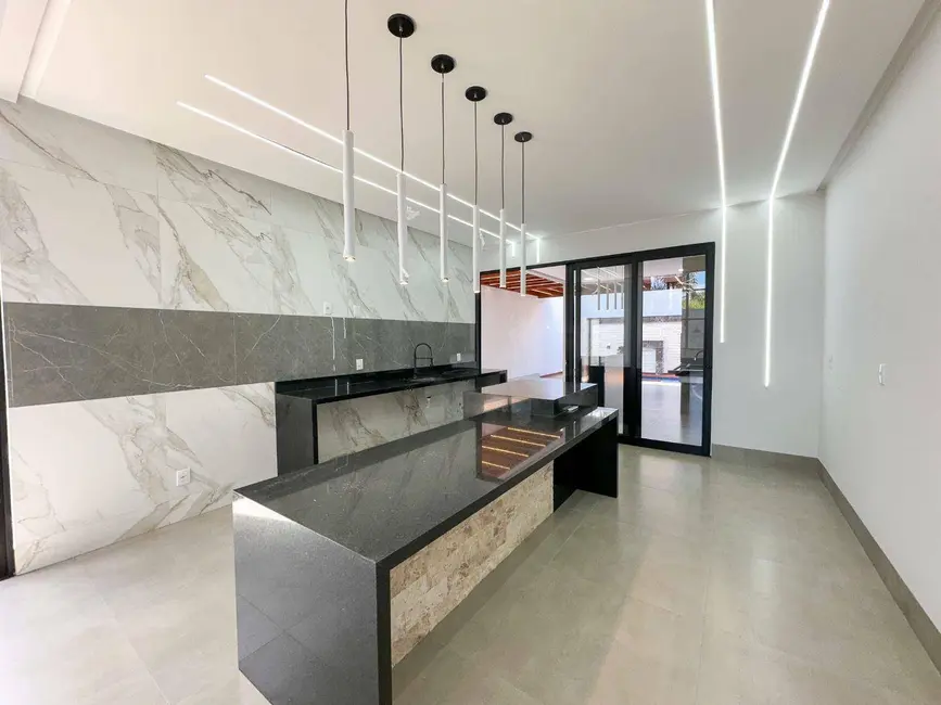 Casa com 3 quartos à venda, 371m2 em Anápolis City, Anapolis - GO - imagem 5 Foto 5 de Casa com 3 quartos à venda, 371m2 em Anápolis City, Anapolis - GO