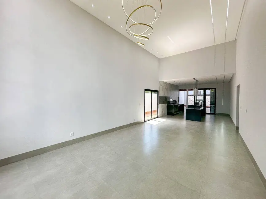 Casa com 3 quartos à venda, 371m2 em Anápolis City, Anapolis - GO - imagem 3 Foto 3 de Casa com 3 quartos à venda, 371m2 em Anápolis City, Anapolis - GO