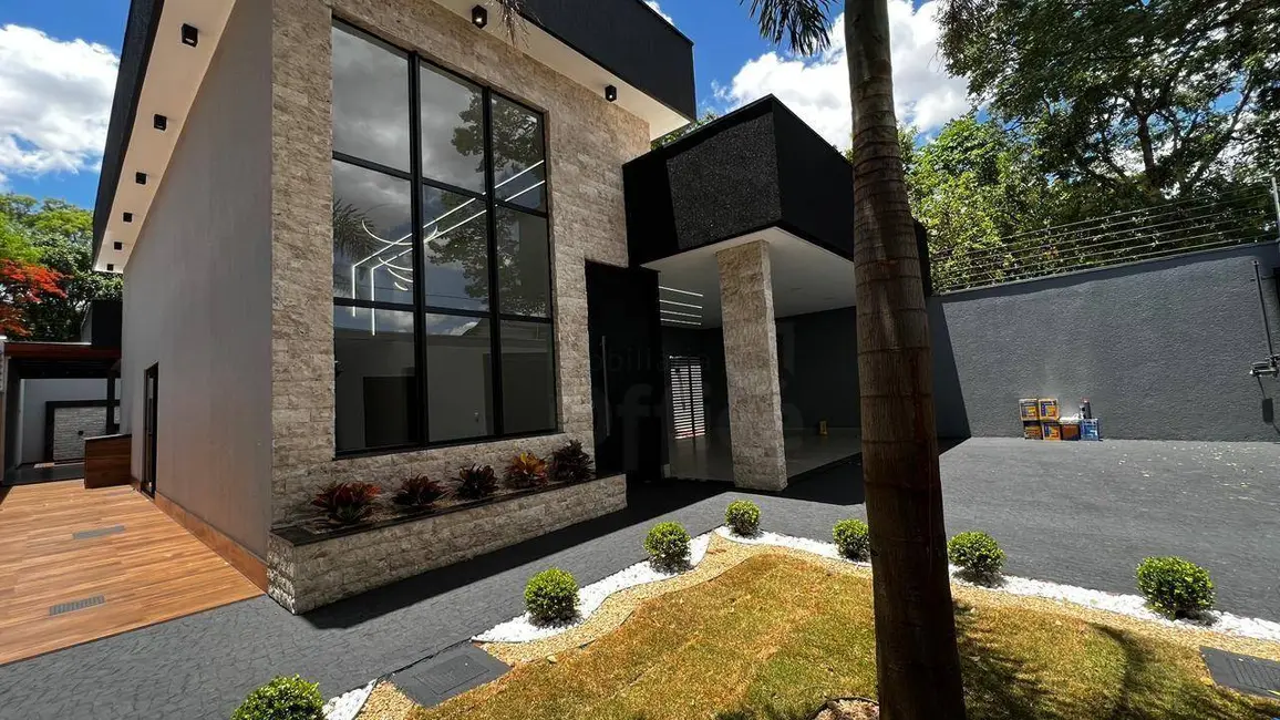 Foto 2 de Casa com 3 quartos à venda, 371m2 em Anápolis City, Anapolis - GO